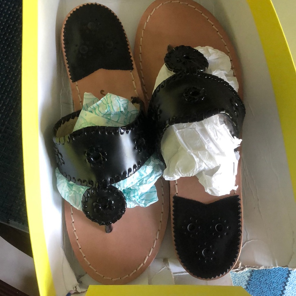Jack Rogers, 9.5, Black with patent, wide